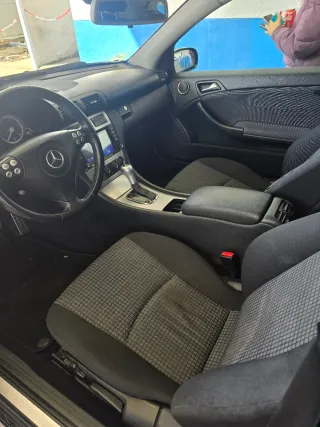 Mercedes-Benz Clase C 2007