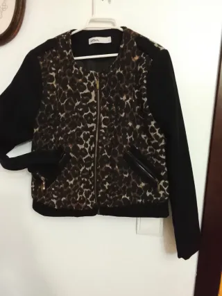 Chaqueta Lefties Animal Print Talla M-L.