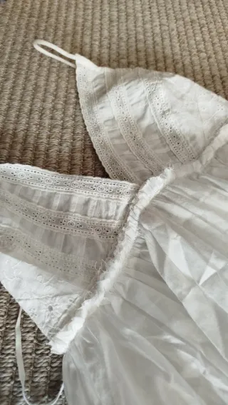 Vestido blanco Stradivarius – Nuevo con etiqueta