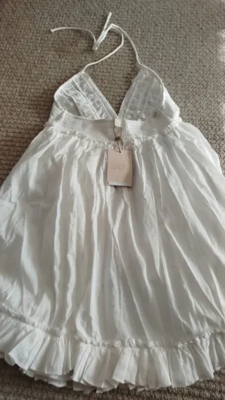 Vestido blanco Stradivarius – Nuevo con etiqueta