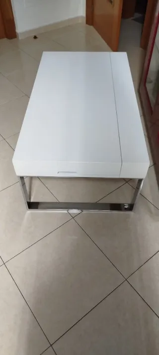 Importunidad Mesa de salón madera lacada y acero i