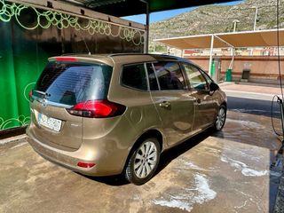 opel zafira tourer 2014