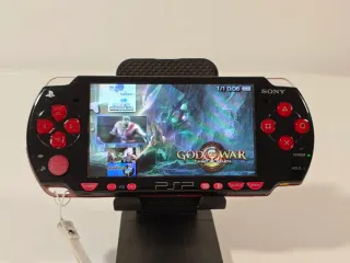 PSP Slim 2004 Nero e Rosso