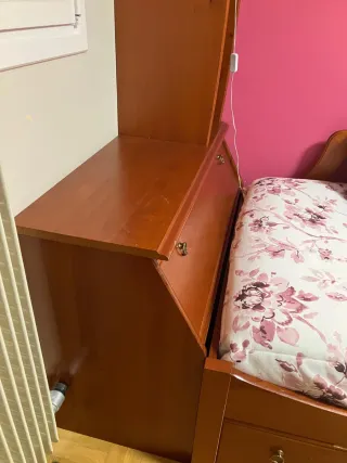 Habitación completa de madera .cama nido