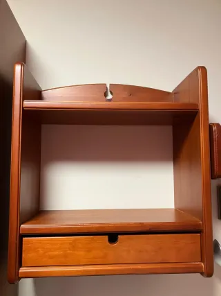 Habitación completa de madera .cama nido