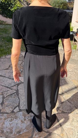 Vestido y chaqueta fiesta negro y dorado