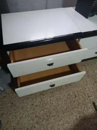 2 Mesitas de noche (Pareja)