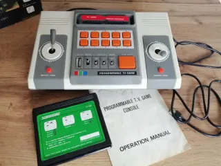 Consola Programmable TV-Game (Modelo 050) Retro