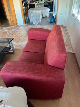 Sofá dos plazas color rojo
