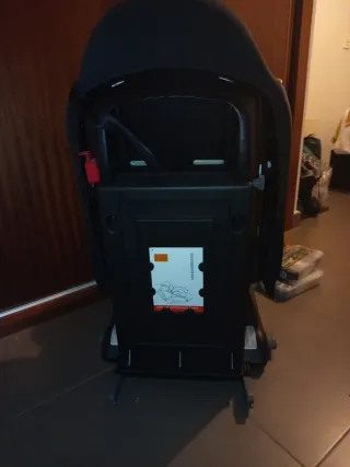 Silla de coche con Isofix marca Spark buen estado