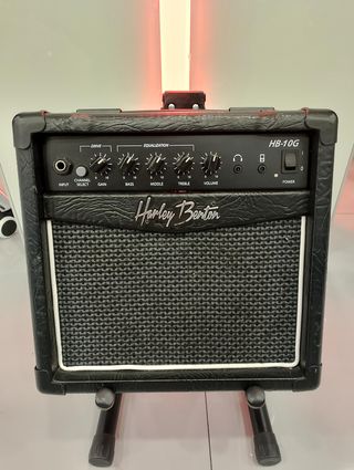 AMPLIFICADOR HARLEY BERTON + CABLE