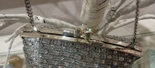 Bolso de mano Swarovski plateado