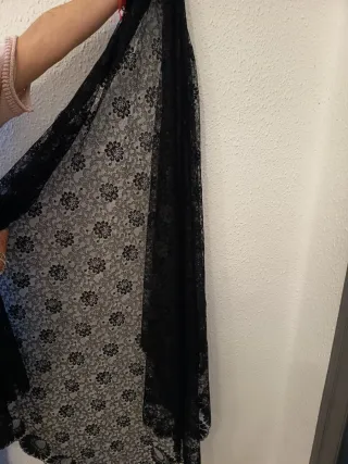 Mantilla mujer negra