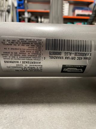 Rack para pesas technogym