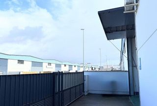 Nave industrial en venta en La Paz en Alcalá de Guadaira