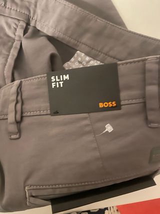 Pantalon gris Boss nuevo chino talla 42/44 chico