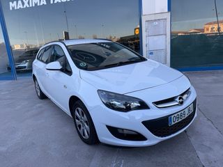 Opel Astra 2014