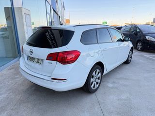 Opel Astra 2014