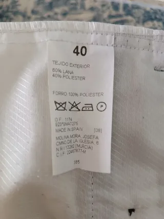 Traje de Caballero gris oscuro