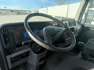 Camión Grua Renault Mildum