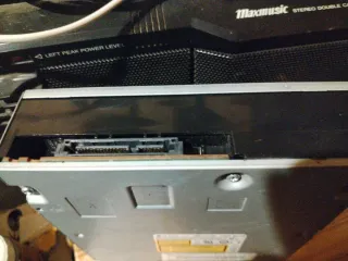 grabadora de DVD interna de la marca LG