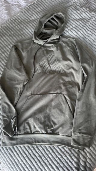 Chándal deportivo para hombre Adidas.