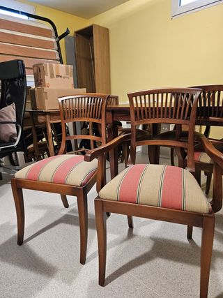 Mesa de comedor con 6 sillas