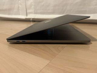 Macbook Pro Mediados 2020 (Se admiten ofertas)