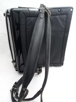 Accordeone Accordiola 96 bassi 3 voci mussette