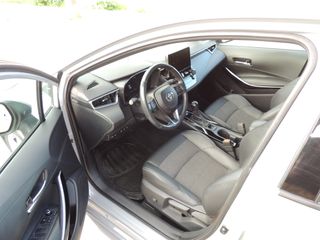 Toyota Corolla Hibrido / Gasolina