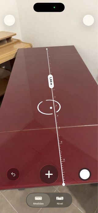 Mesa extensible cristal y metal