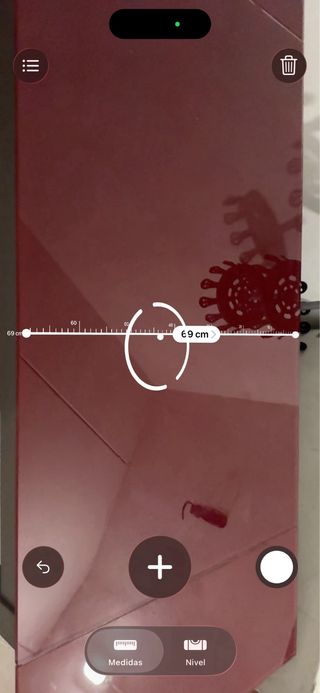 Mesa extensible cristal y metal