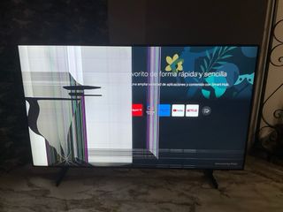 Televisión samsung Cristal UHD U8005 4k roto..