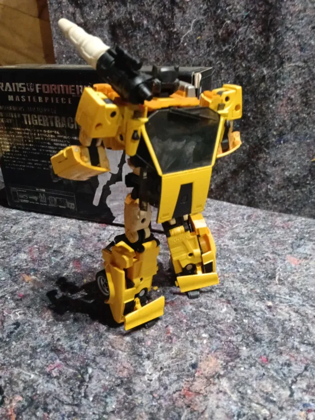 Transformer masterpiece tigertrack
