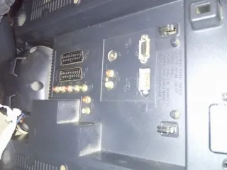 Televisor Sony BRAVIA 42pgds con una entrada HDMI