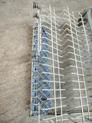 Cesta superior lavavajillas indesit