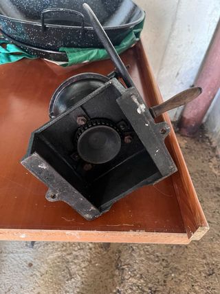 Molinillo de café antiguo