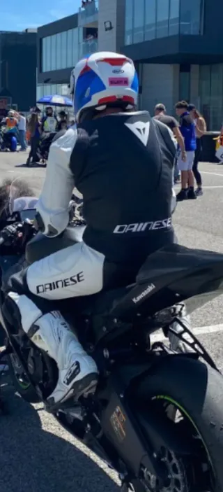 Mono Dainese Laguna Seca 5 Talla 48