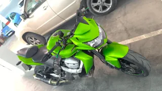 Kawasaki Z750 a2