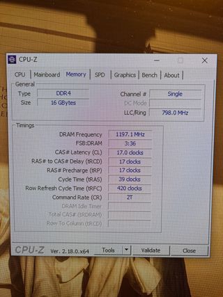 Módulo de 16GB de memoria RAM DDR4 2400 MHz