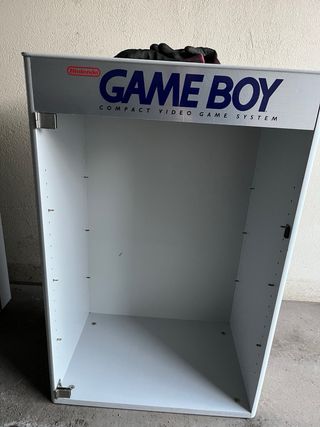 Vitrinas Gameboy y Nintendo