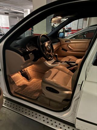 BMW X5 2001 con 1 año de garantia