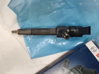 Inyector Bosch 0 986 435 148