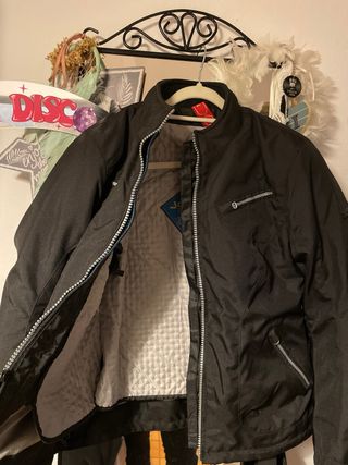 Chaqueta moto con protecciones