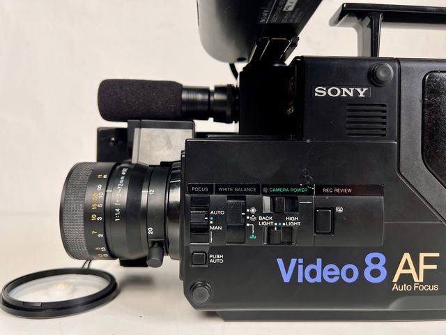 Camara Sony CCD-V8AF.