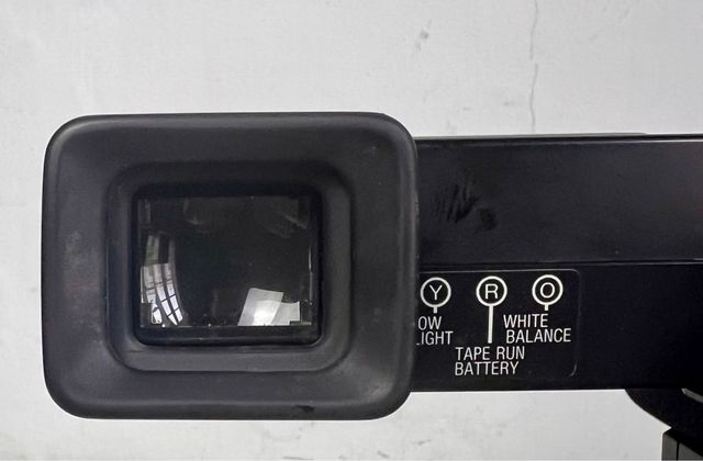 Camara Sony CCD-V8AF.