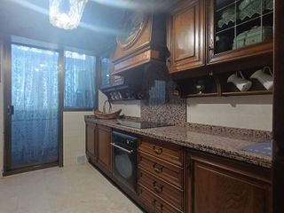 Piso en venta en La Buhaira en Sevilla