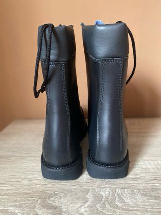 Botas militares negras