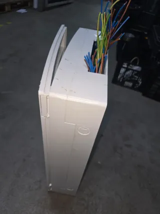 Escucho oferta Cuadro Eléctrico con Interruptores