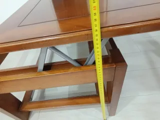 Mesa de centro de madera de cerezo y  cristal